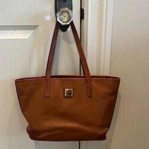 Dooney & Burke Tan leather tote with matching leather wallet